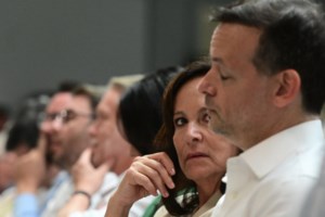 Δεν δίνει "γραμμή" για Ανδρουλάκη ή Δούκα η Άννα Διαμαντοπούλου: "Να ψηφίσουν ότι θέλουν οι πολίτες"