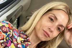 Άννα Βίσση: Η απόλυτη σταρ κάνει αλκοτέστ σε μπλόκο της Αστυνομίας [Βίντεο]