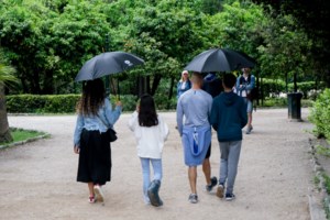 Άστατος ο καιρός σήμερα: Σε ποιες περιοχές θα σημειωθούν βροχές και καταιγίδες