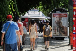 Κορονοϊός: Ανησυχεί η μεγάλη διασπορά - 993 κρούσματα στην Αττική - 308 στη Θεσσαλονίκη, 281 στην Κρήτη