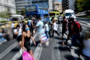 Κορονοϊός: Εκτακτη ενημέρωση από το υπουργείο Υγείας για την τέταρτη δόση του εμβολίου - εικόνα 2