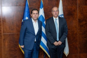 Το πρώτο μήνυμα Μηταράκη μετά την παραίτησή του: "Παραδέχομαι τη λάθος κρίση μου να βρεθώ για 2 μέρες εκτός Αθηνών"