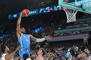 Ολυμπιακοί Αγώνες 2024: Στα ημιτελικά η Σερβία, κέρδισε την Αυστραλία κάνοντας ανατροπή από το -24 [βίντεο] - εικόνα 2