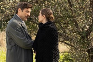 Άγριες Μέλισσες: Θρίλερ με την επιστροφή της σειράς - Στον αέρα μετά τη διακοπή των γυρισμάτων