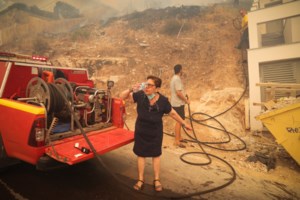 Αρχαία Ολυμπία: Άσκηση πυρόσβεσης παρουσία Μενδώνη-Στυλιανίδη
