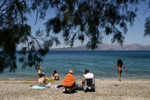 ΕΜΥ: Νέα πρόγνωση για καύσωνα διαρκείας με θερμοκρασίες άνω των 40°C - Ποιες περιοχές θα μπουν "στον φούρνο"