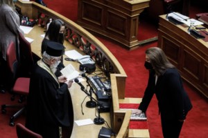 Λοβέρδος: Υποπτα τα σχέδια περί "προοδευτικής διακυβέρνησης" - Εγώ τράβηξα διαχωριστική γραμμή
