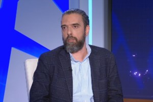 Τέμπη: "Είχα γυαλιά στο στόμα μου, είχα γεμίσει αίματα" - Η 25χρονη Ευγενία περιγράφει τις δραματικές στιγμές