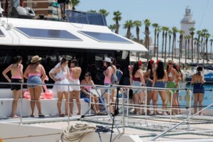 Ζέστη το Σαββατοκύριακο, αλλά με ισχυρούς βοριάδες στο Αιγαίο - Πότε προβλέπεται πτώση της θερμοκρασίας