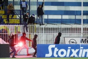 ΑΕΚ – Ολυμπιακός 1-3: Ερυθρόλευκο πάρτι και "φωτιά" στα πλέι οφ (βίντεο) - εικόνα 4