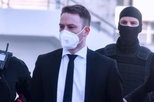 Γλυκά Νερά: Παραιτήθηκε ξαφνικά η νέα δικηγόρος του Μπάμπη Αναγνωστόπουλου