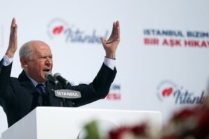 Τουρκία: Τρεις νεκροί και έξι τραυματίες από επίθεση με ρουκέτες κοντά στα σύνορα με τη Συρία - εικόνα 2