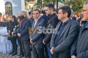 Ράδιο Αρβύλα: Τα λόγια του Αντώνη Κανάκη για τα Τέμπη και η αποθέωση από την Έλενα Ακρίτα [Βίντεο]