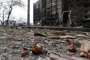 Ούρσουλα φον ντερ Λάιεν για Μπούτσα: Οι φρικτές δολοφονίες στην Ουκρανία δεν θα μείνουν αναπάντητες - εικόνα 2