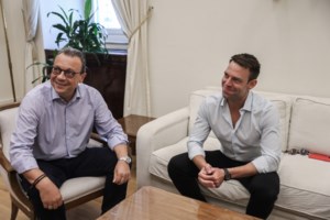 Ο Θανάσης Καρτερός γράφει για τον Κασσελάκη: Στέφανε τώρα αρχίζουν τα δύσκολα...- Ενοχλημένος με τον Τσακαλώτο