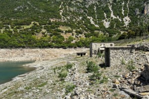 Υπουργείο Υγείας: Μέτρα προστασίας από τον καύσωνα – Ποιοι κινδυνεύουν περισσότερο