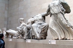 Γλυπτά του Παρθενώνα: Οι μυστικές συνομιλίες στο Λονδίνο του Κυριάκου Μητσοτάκη με τον διευθυντή του Μουσείου Οσμπορν - εικόνα 2