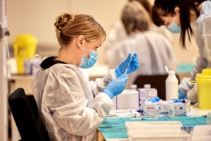 Γιάννα Αγγελοπούλου: Μπαίνουμε στον τρίτο αιώνα της σύγχρονης ιστορίας μας - Από εμάς εξαρτάται αν θα μπούμε με το δεξί