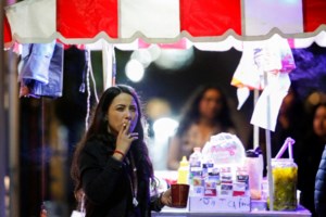 Απαγορεύεται η πώληση καπνού και αλκοόλ στους ανήλικους - Με ταυτότητα θα αγοράζουν οι ενήλικοι