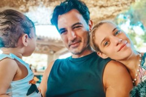 Η Τζένη Θεωνά μάς συστήνει τη μητέρα της, Λίτσα - Δείτε πόσο μοιάζουν [εικόνα]