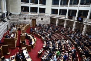 Τσουκαλάς: Αναφαίρετο και εύλογο το αίτημα του Πάνου Ρούτσι για εκταφή του παιδιού του