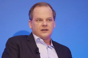 Οι βασικοί άξονες του νομοσχεδίου για τις επιβατικές μεταφορές -  Τι είπε ο Κώστας Καραμανλής στο υπουργικό