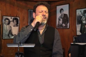 Στάθης Αγγελόπουλος: Ελεύθερος με όρους ο τραγουδιστής - "Ήμουν άτυχος, η Μαρία χτύπησε στο ντουλάπι" [βίντεο]