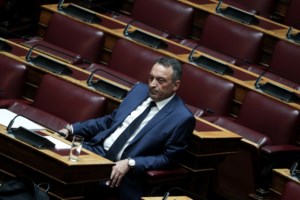 Υπό διάλυση οι Σπαρτιάτες: Ο Άρειος Πάγος καλεί τον Στίγκα για εξηγήσεις - Φεύγουν άλλοι δύο βουλευτές