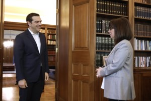 Στο Ζάππειο ο Αλέξης Τσίπρας για την παρουσίαση του προγράμματος "Μένουμε Όρθιοι ΙΙ"