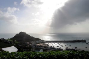 Μαύρη Θάλασσα: Ρωσικό πολεμικό σκάφος έριξε προειδοποιητικά πυρά κατά βρετανικού αντιτορπιλικού - Διαψεύδουν οι Βρετανοί