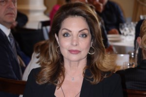 Μαρία Μπακοδήμου: Ντρέπομαι για την ασφάλεια και την άνεση της ζωής μου