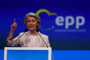 Διπλωματικό πόκερ στην Κωνσταντινούπολη για τον πόλεμο στην Ουκρανία - Απόντες Τραμπ και Πούτιν - εικόνα 5