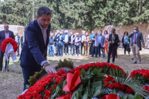 "Βουλιάζει" από κόσμο το Ναύπλιο: Χιλιάδες επισκέπτες έχουν κατακλύσει την πόλη από το πρωί [εικόνες]