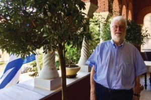 Ιωάννινα: Σε κλίμα οδύνης το τελευταίο αντίο στον "παγκόσμιο" Μωυσή Ελισάφ - Πλήθος κόσμου έδωσε το "παρών" [εικόνες] - εικόνα 2