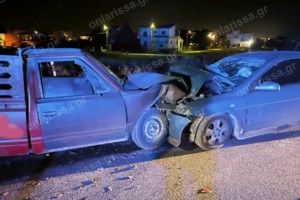 Απίστευτο τροχαίο στο Κιάτο: Αμάξι καρφώθηκε σε εκκλησία [εικονες - βίντεο]