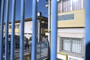 Οι "ψεκασμένες" αναρτήσεις της αρνήτριας του self test: "Αρπάζουν τα παιδιά σε δομές και τα διασωληνώνουν" - εικόνα 3