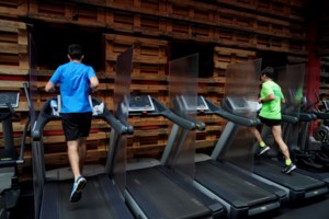 Ανοίγουν τα γυμναστήρια με αυστηρούς κανόνες - Γάμοι και δεξιώσεις χωρίς μουσική - Το ξέσπασμα Χαρδαλιά