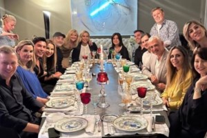 Βίκυ Κάβουρα: Η πρώτη φωτογραφία με τη νεογέννητη κόρη της μέσα από το μαιευτήριο - "Καλώς ήρθες αγάπη μας" - εικόνα 3