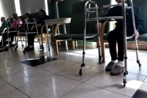 Χανιά: Νέα καταγγελία σοκ για το γηροκομείο "κολαστήριο": "Έδεναν τη μάνα μου - Είχε λιώσει, έμειναν μόνο τα κόκκαλά της" - εικόνα 2