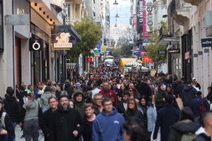 Αντίστροφη μέτρηση για το εορταστικό ωράριο: Πότε ξεκινά, ποιες Κυριακές θα είναι ανοιχτά τα καταστήματα