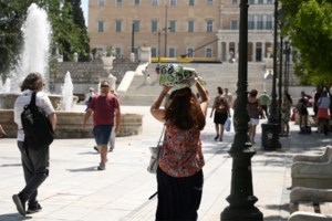 Καμπανάκι Λαγουβάρδου για καύσωνα: Ισως ο χειρότερος που έχουμε βιώσει έως τώρα