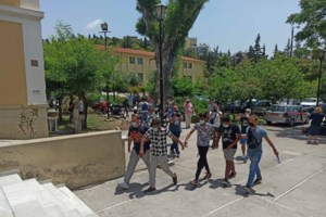 Άγιος Παντελεήμονας: Στη φυλακή δύο από τους τρεις Πακιστανούς για τον βιασμό της 25χρονης εγκύου