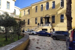 Τρόμος στα Χανιά: Γρονθοκόπησε ανήλικους μέσα στο σινεμά γιατί έκαναν φασαρία- Ανθρωποκυνηγητό για τον δράστη