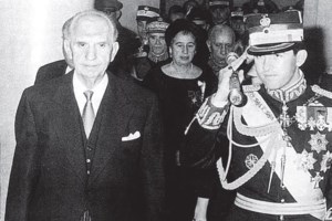 Ο έρωτας του βασιλιά Κωνσταντίνου με την Αλίκη Βουγιουκλάκη - "Τον έστειλε στα σύνορα για να τον απομακρύνει από μένα" - εικόνα 3