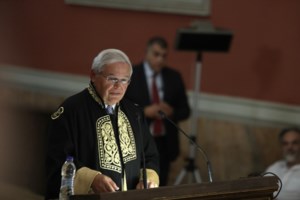 ΗΠΑ: Ο Μενέντεζ παραιτείται από την προεδρία της Επιτροπής Εξωτερικών Υποθέσεων μετά τις κατηγορίες για διαφθορά - εικόνα 5