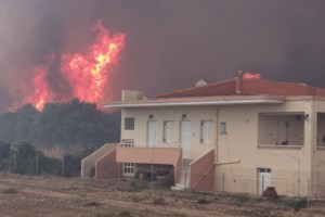 Φωτιά στη Μεσσηνία: Συναγερμός στην Πυροσβεστική για πυρκαγιά στη Χρυσοκελλαριά