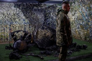 Η προκλητική ανάρτηση της ρωσικής πρεσβείας στην Αθήνα με την φουντουκιά - Ο συμβολισμός με τους νέους πυραύλους Oreshnik