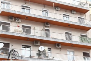 Συναγερμός στην Καισαριανή: Βρέθηκε άνδρας νεκρός σε γκαράζ - Ήταν απόστρατος της ΕΛΑΣ [εικόνες]