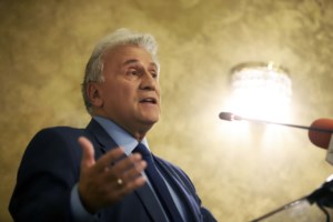 Θεσσαλονίκη: Δικάζονται οι αδελφοί Ψωμιάδη για τα "45άρια" έργα της Νομαρχίας - Η δικογραφία περιλαμβάνει 456 έργα