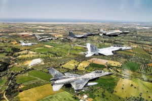 Ηνίοχος 2023: Διέλευση αεροσκαφών σήμερα πάνω από την Ακρόπολη